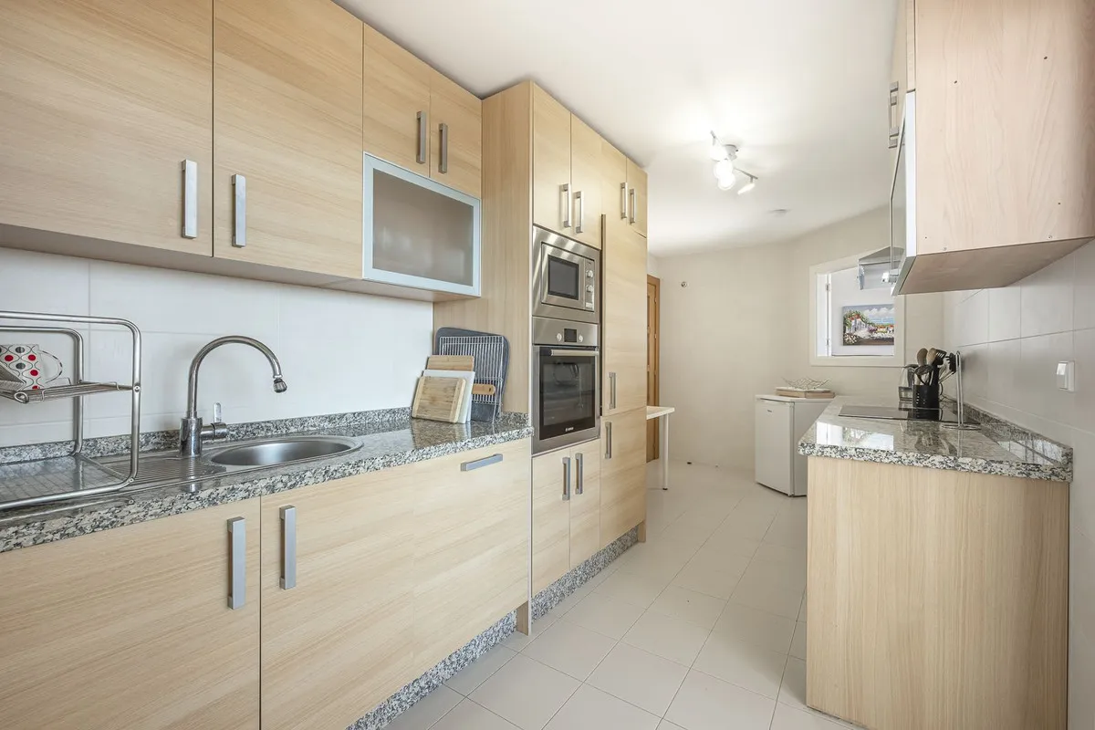 05436898-6b87-4fac-8b74-fb4743c40618