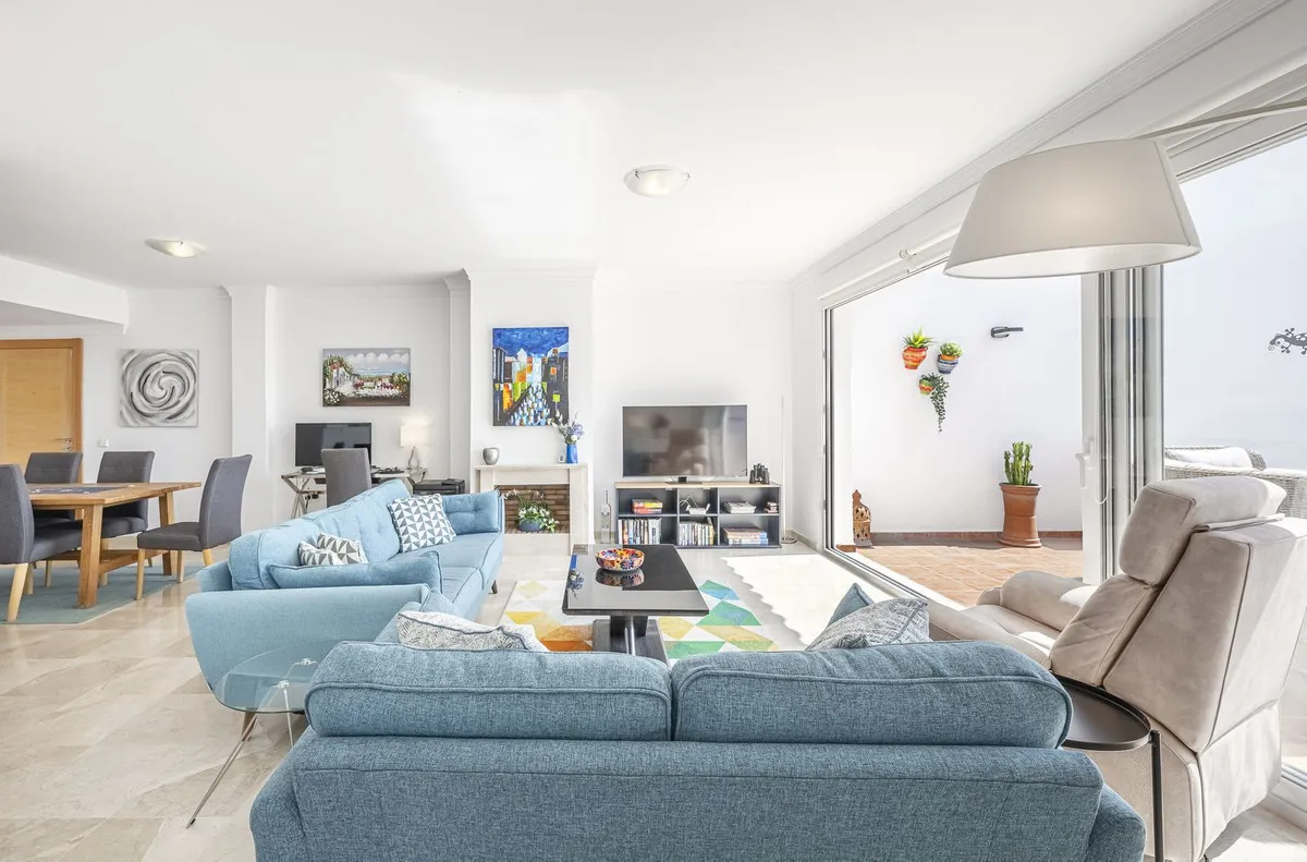 b3971ffa-9c0f-4f23-a314-6e1648fac26d