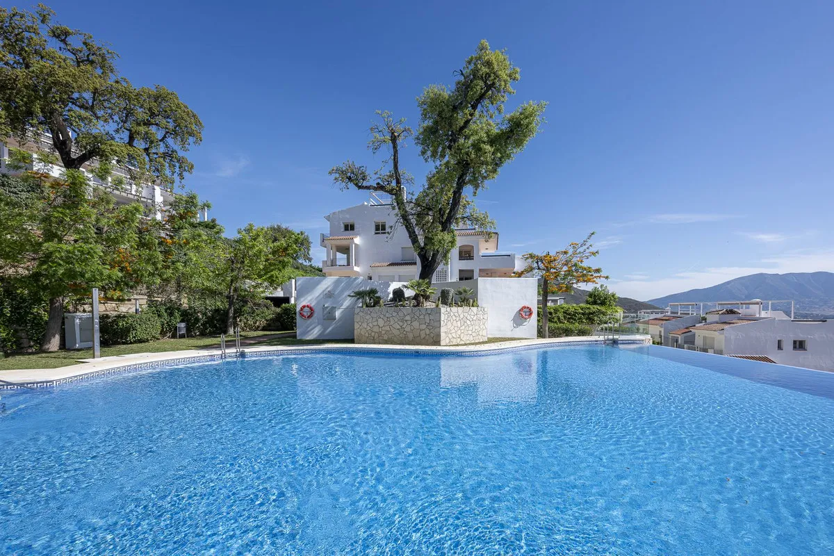 c936aa63-9a3e-41f0-8c0d-cbf9bead7901