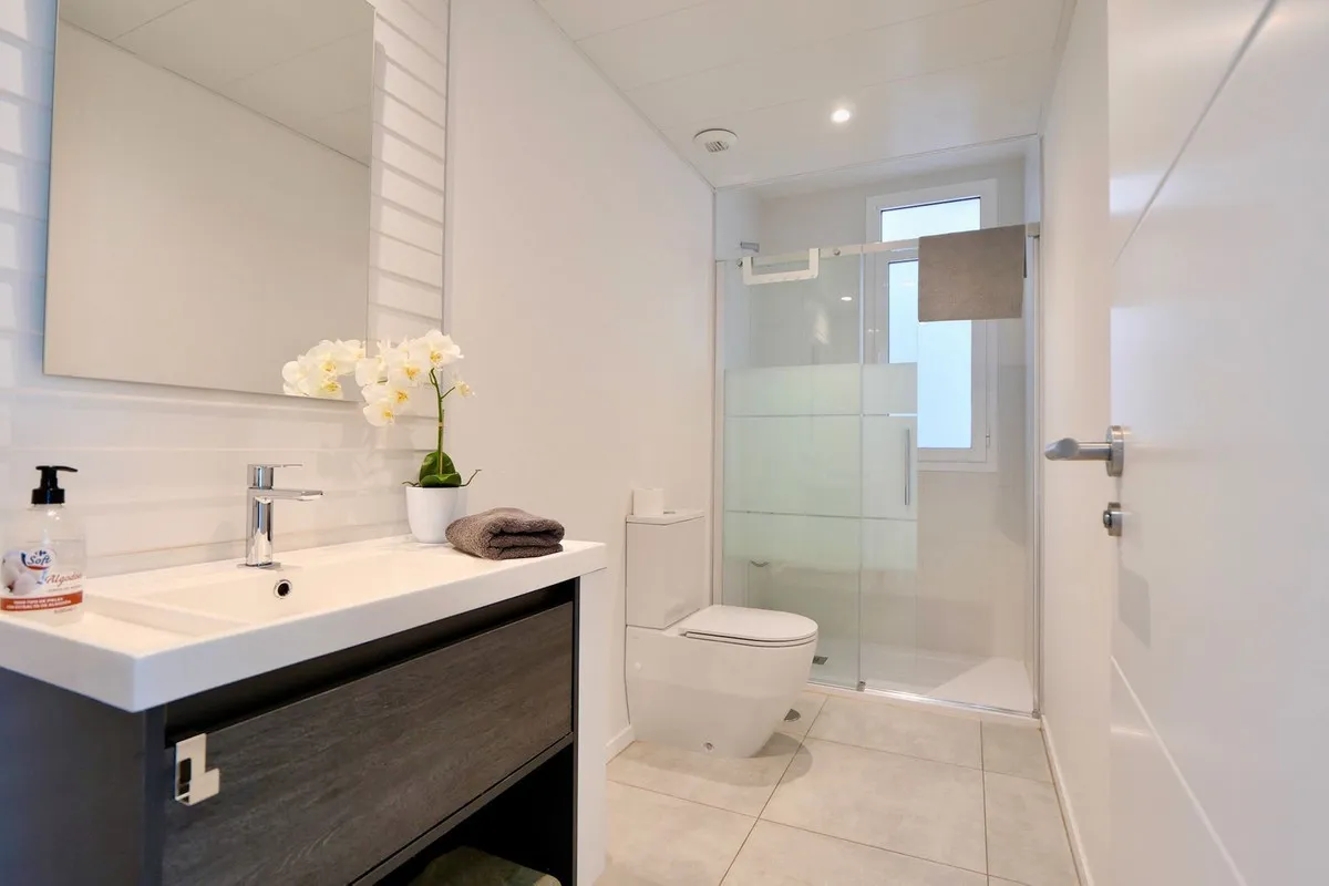 309c5710-4b28-4bf6-80e1-c3e11dad4204