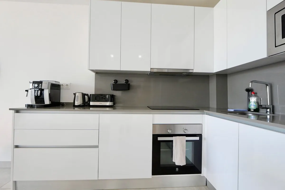 464528fb-dca6-4274-8fb4-85e0833d60c3