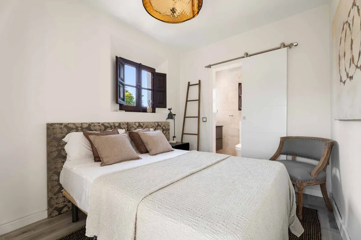 2991ef6c-c004-412a-8ee1-0e21cbb615c8