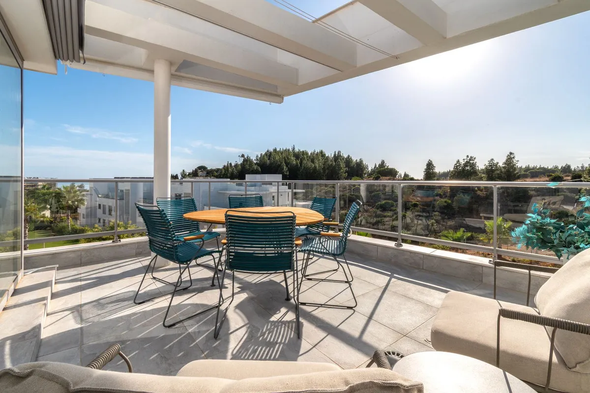 0355192e-b965-4610-82bc-342ee675d58b