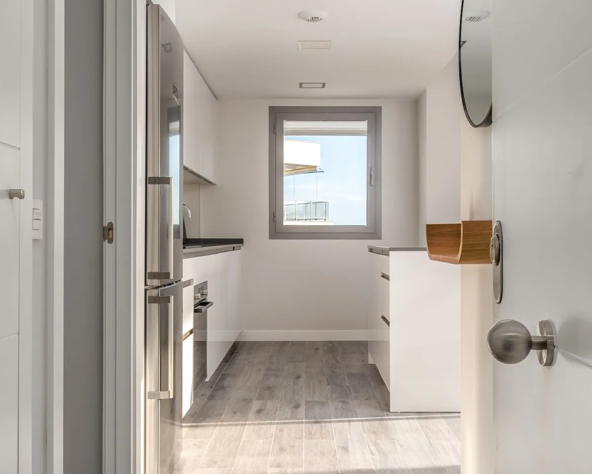 26c72e0f-1c28-45a9-b388-494af635dd0e