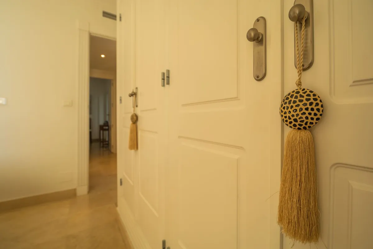 0696050a-3adf-474a-9296-a89337f41c2e