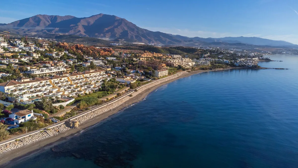 66199994-4d91-4136-9a0d-31a6d97d2038