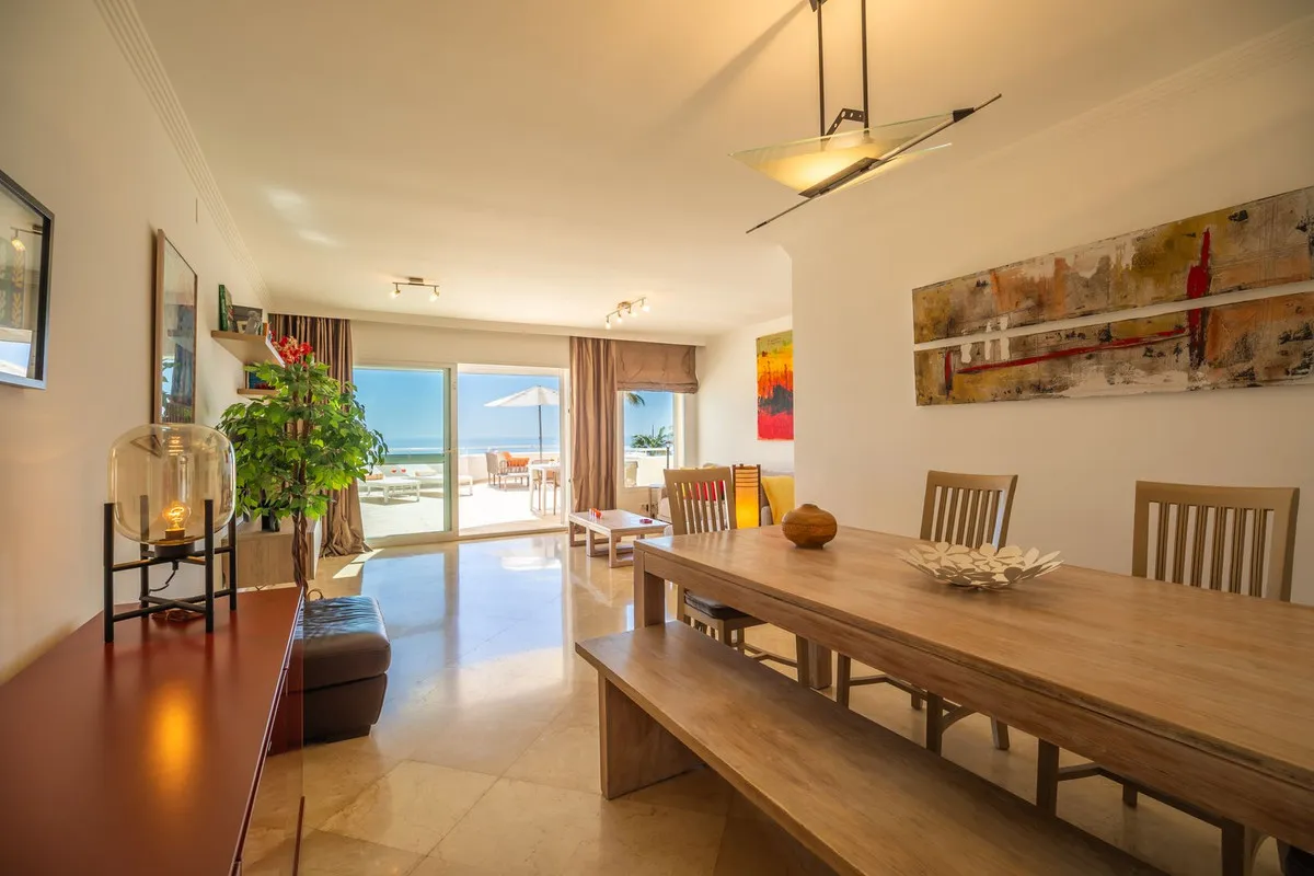 7b973194-46f3-4a29-9ae6-4f1f63e5d720