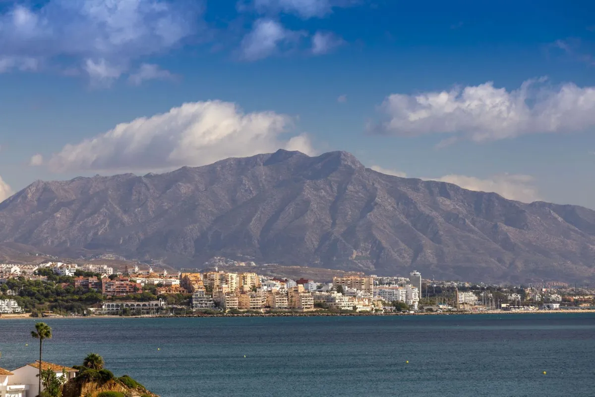 b0f6e3ac-3e10-4af5-92e8-0c538209023d