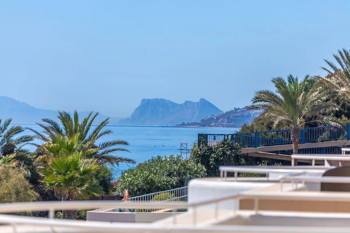 cb356a1a-d301-4e78-92d8-a0e59821ccee