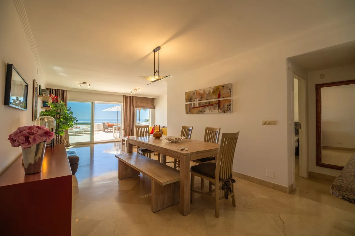 f93afe5c-044b-45e8-8219-f9ff862cd449