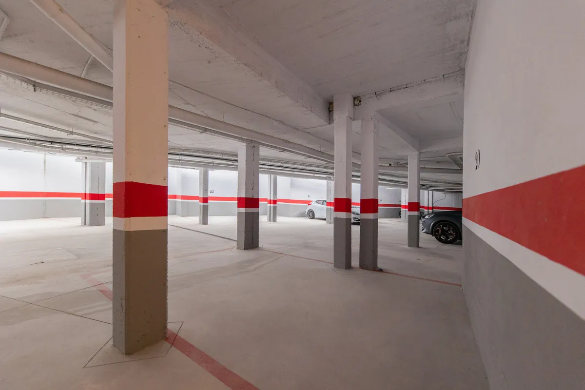 04d151bc-71bd-4125-9c3c-8bf824654c91