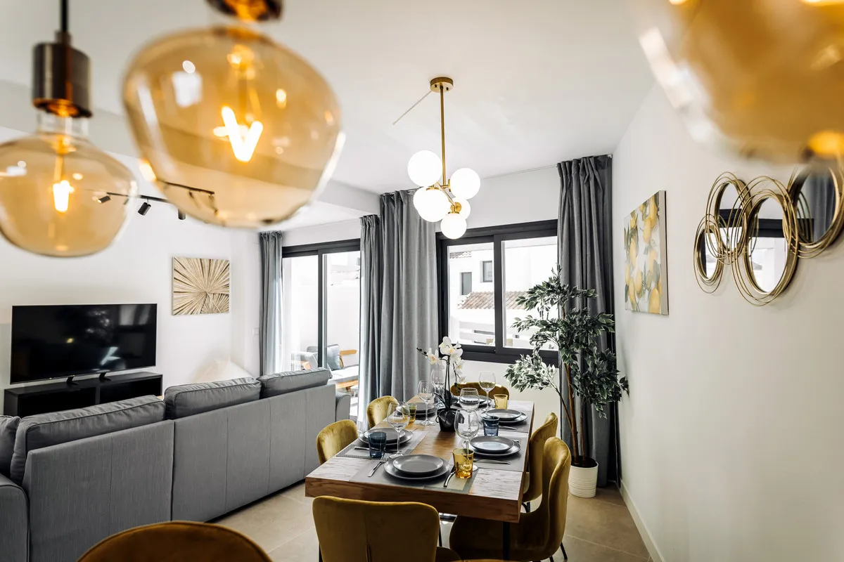 feac9b51-543b-4ace-8c48-3471edd196ee