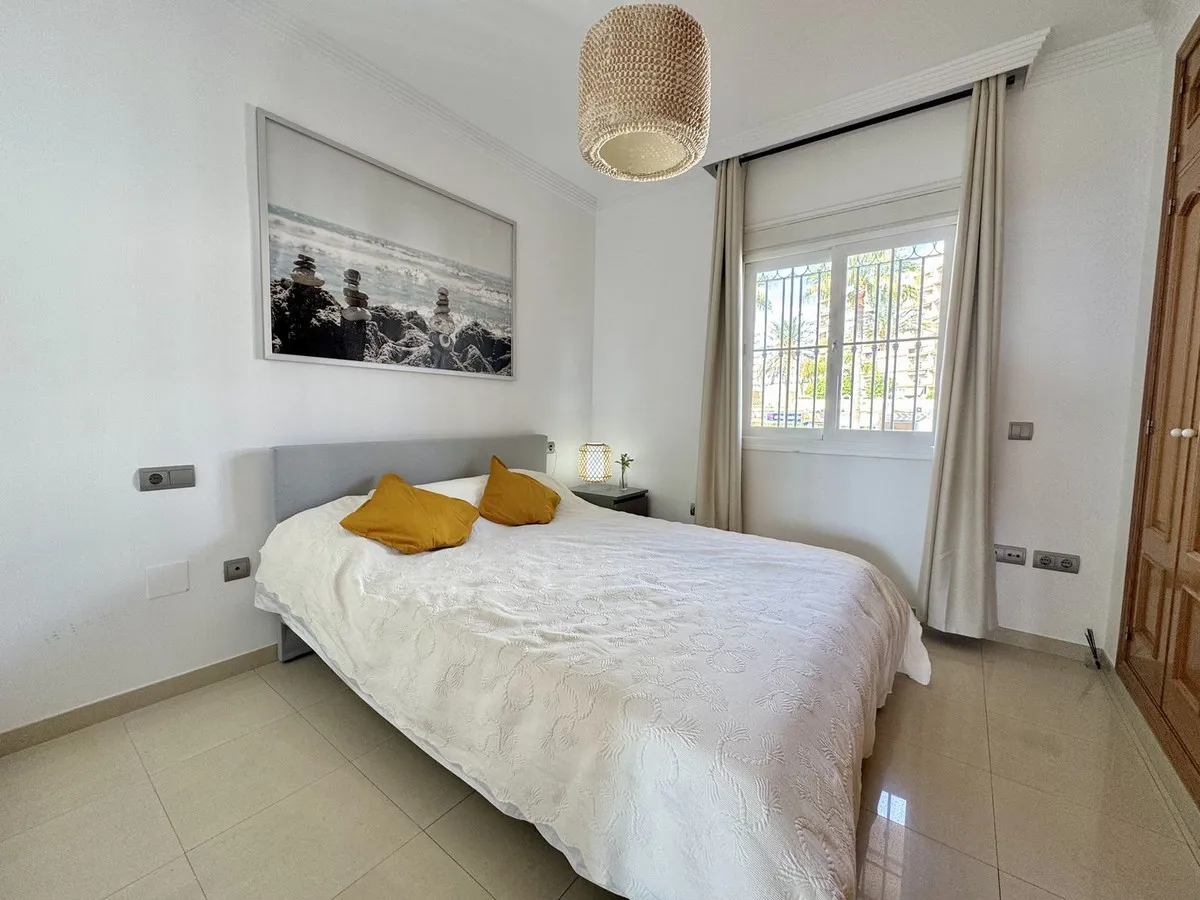 235872c9-824c-4f33-8a64-7d34cf82d98f