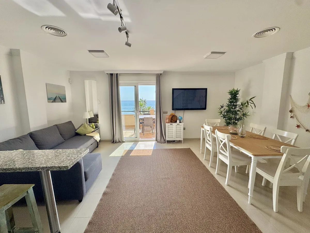 b9f504b5-0a47-4345-8505-c4bf9606b192