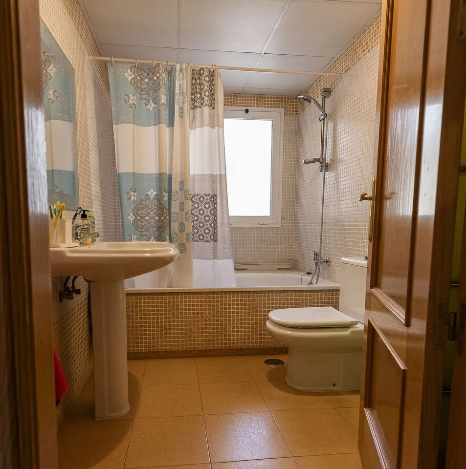 3343012e-22f0-43d2-b0d4-3907371b4c05