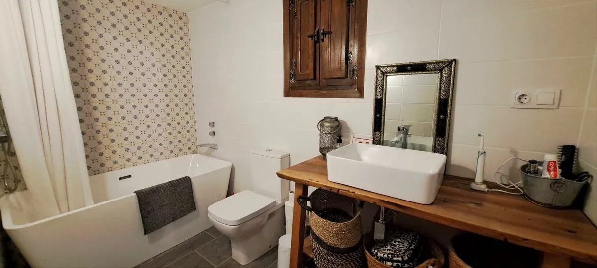 713ca3a6-2c35-4e56-be6f-b8d9e97708ea