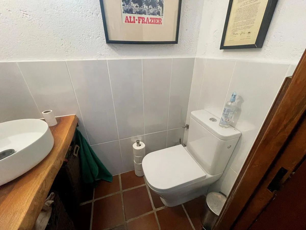 d5bb44c9-378a-4b18-bb96-9e987ed83163