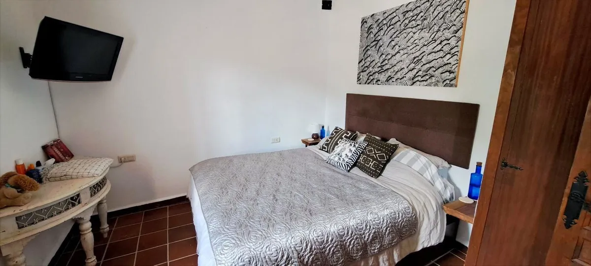 dbbd5640-327d-4fe9-b9e6-1e0f25fa04e0