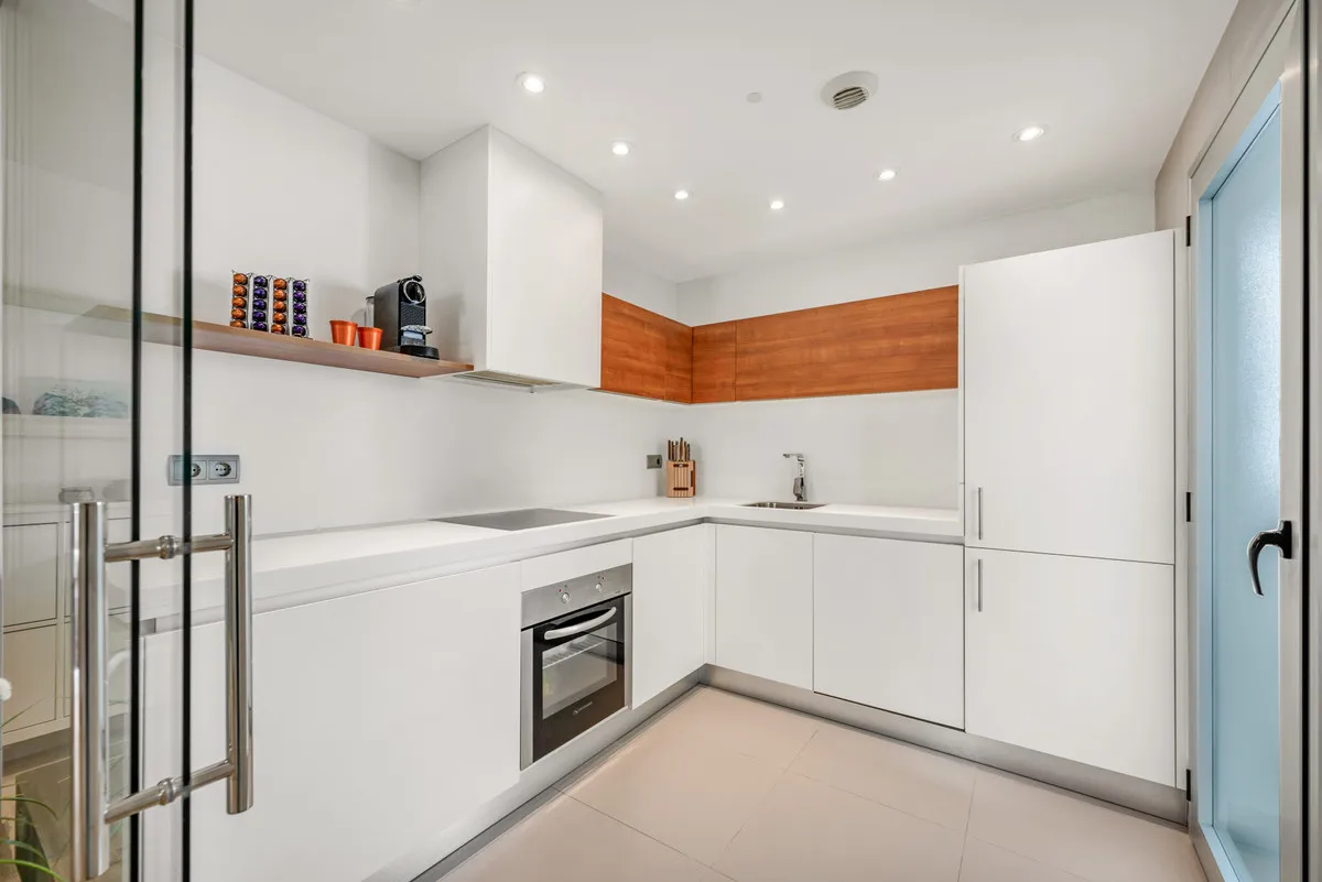 81c80c45-84b1-4c76-9091-ff719d66ae44