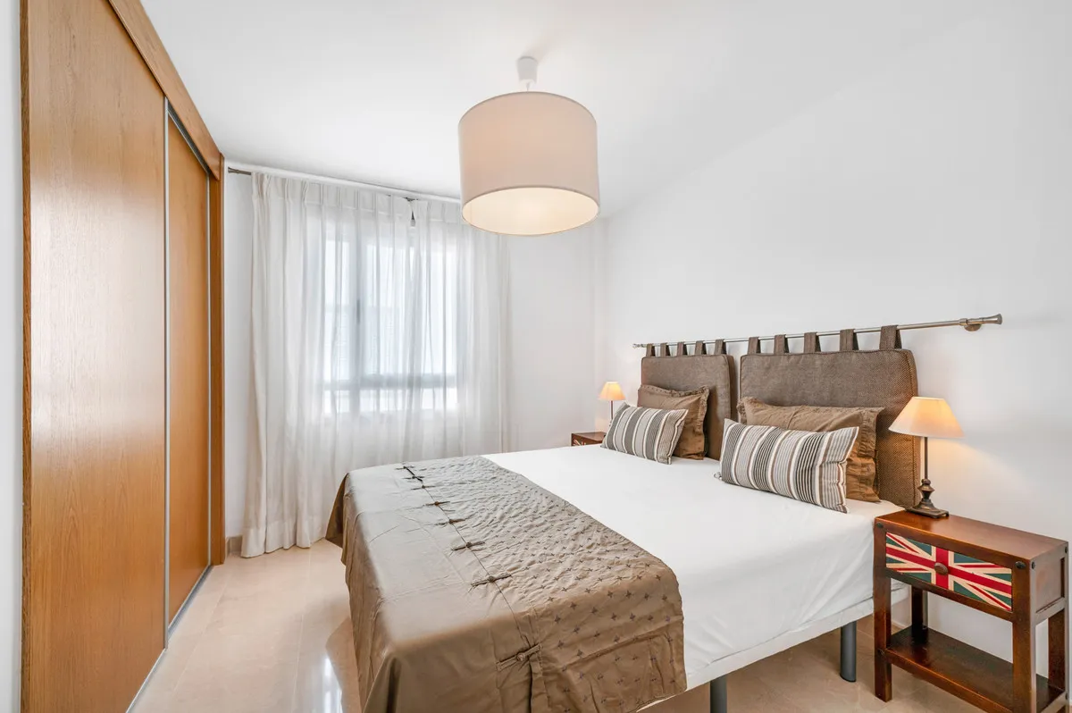 898c2d51-d8f3-44de-ab75-6c96f0de7146