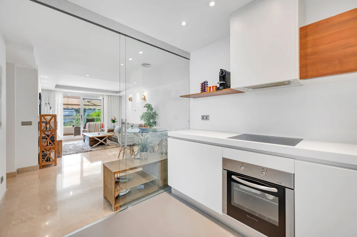 ae9c0d67-47cc-47a3-8631-6e3d7ffc7db6