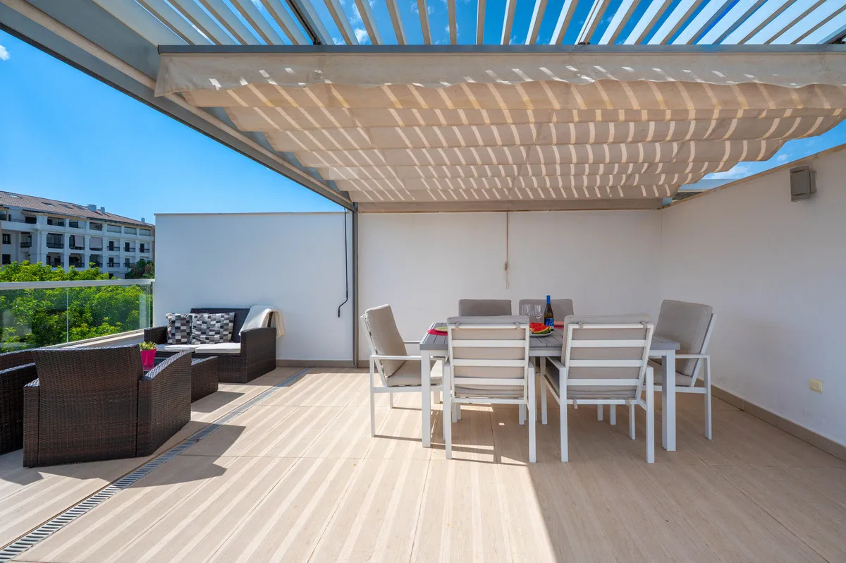 c0a7aa1f-1047-4f05-aef5-b2837c2f84fe