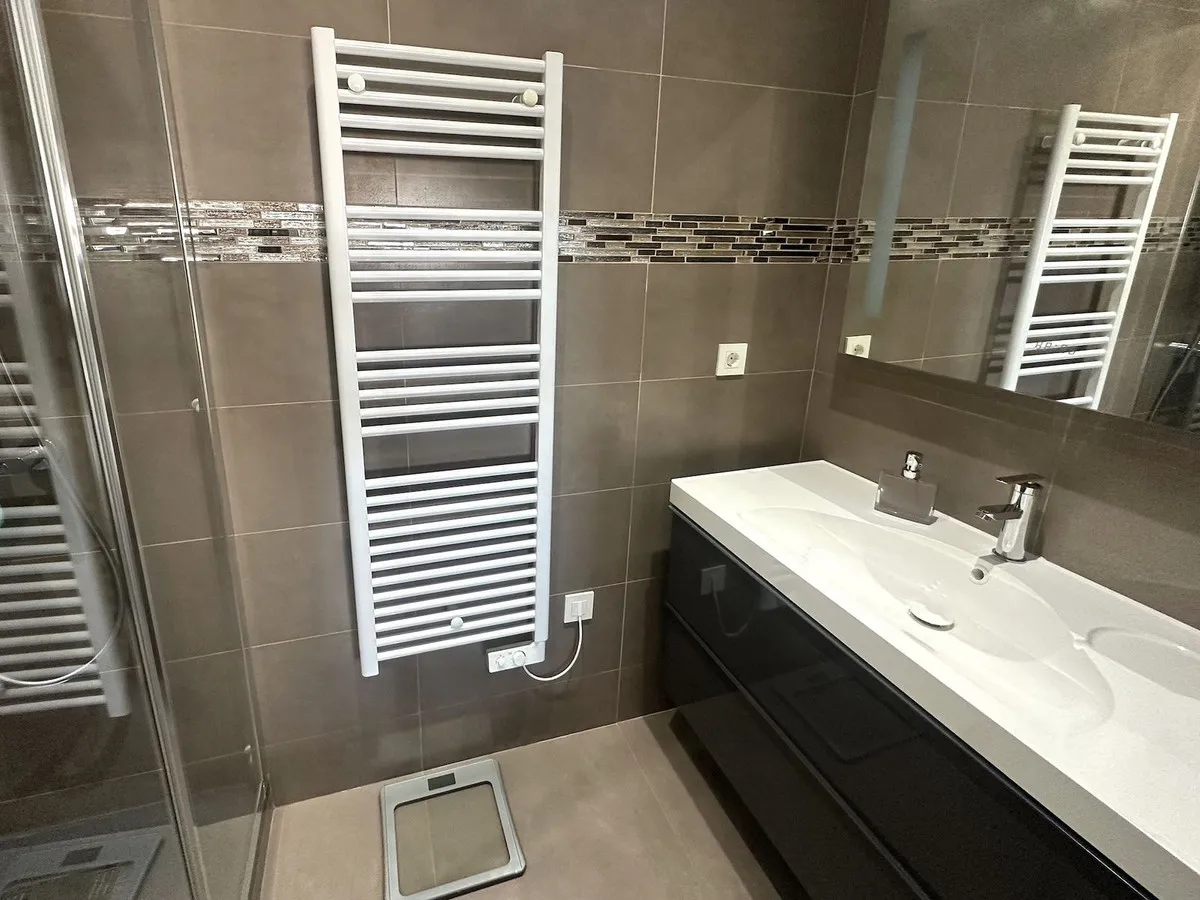 1df4a304-c2fb-480f-8330-7bfb9359f651