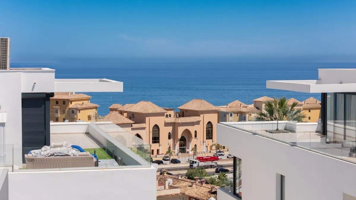 0e4353f7-5219-4e16-9f8e-f81af618b89a