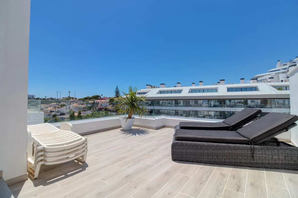 40f8ae19-8858-42ea-9573-d84ff11645b3