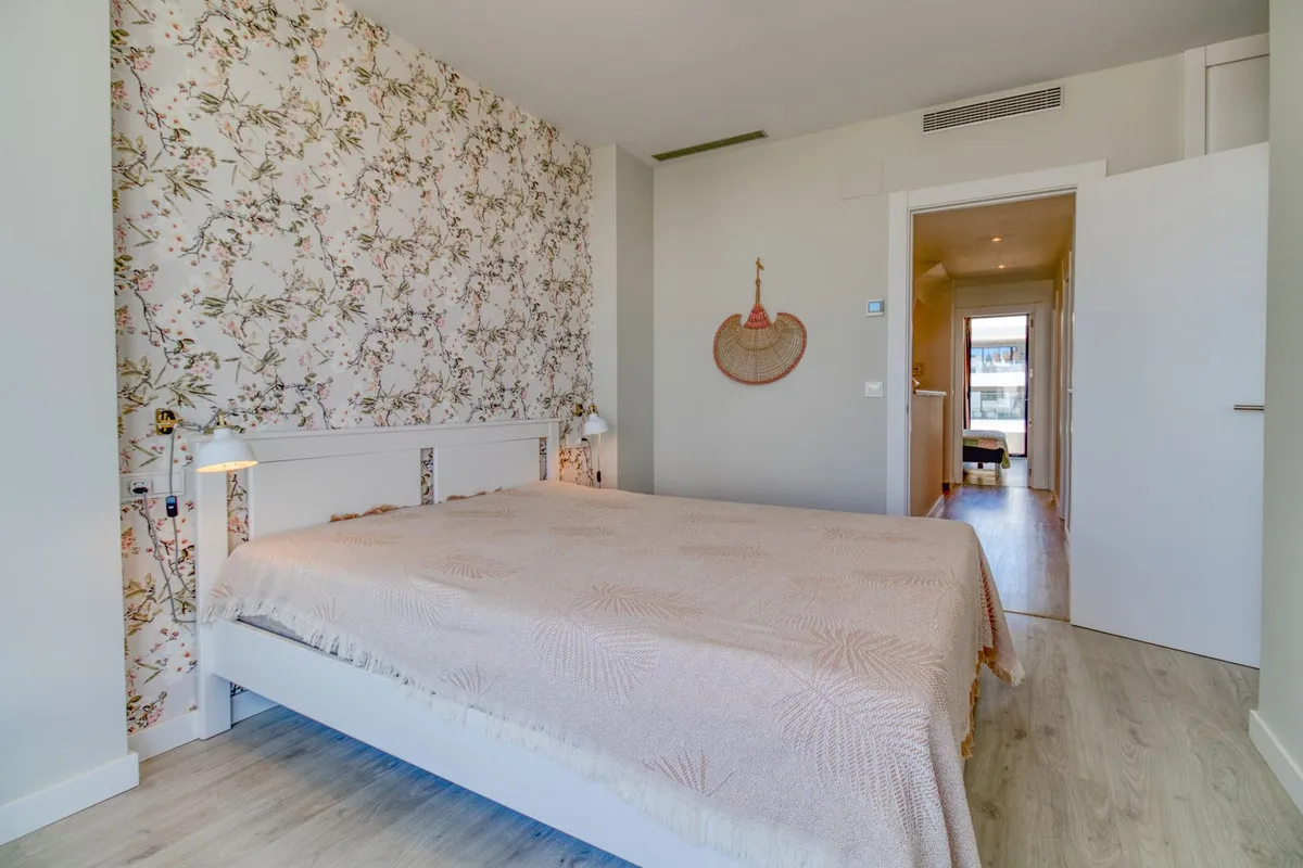 528fd527-48d8-438f-ba71-051769719f63