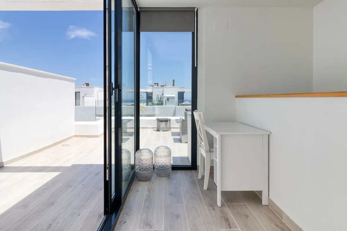 5b00ea7a-5660-4548-8f6e-c1d9a663ca18