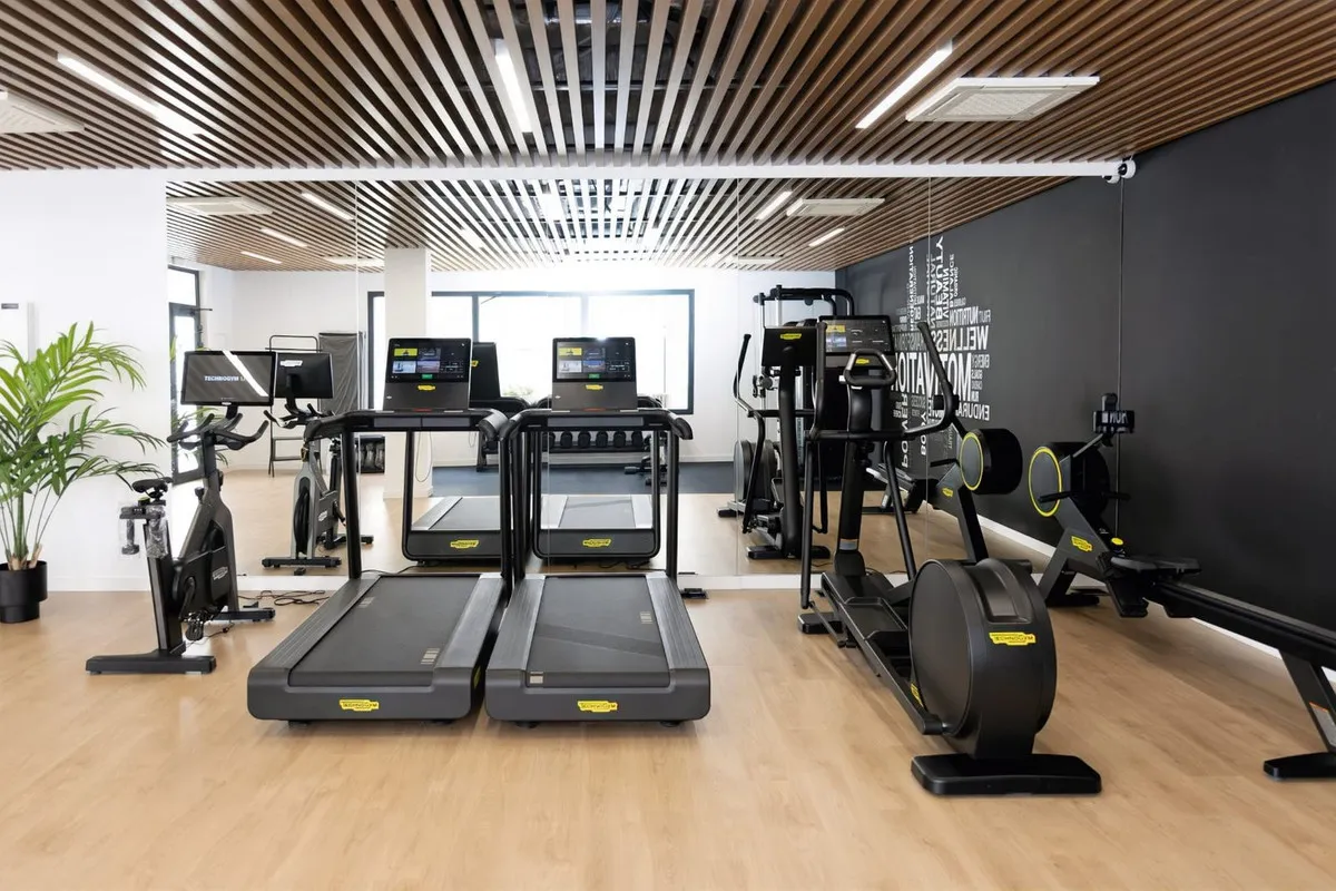 9998b0c1-da27-47bb-b587-7e3b95fbd057