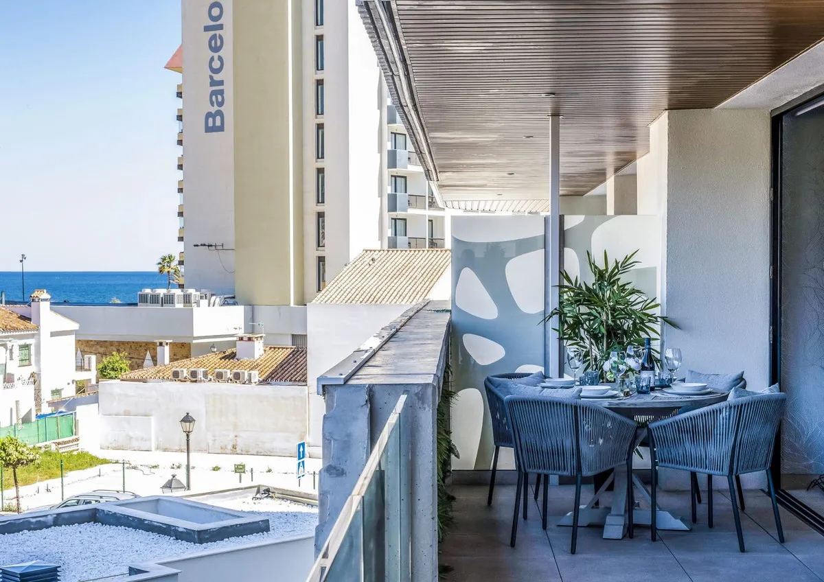 ce449aff-f1ef-4974-8300-66db051e57c9