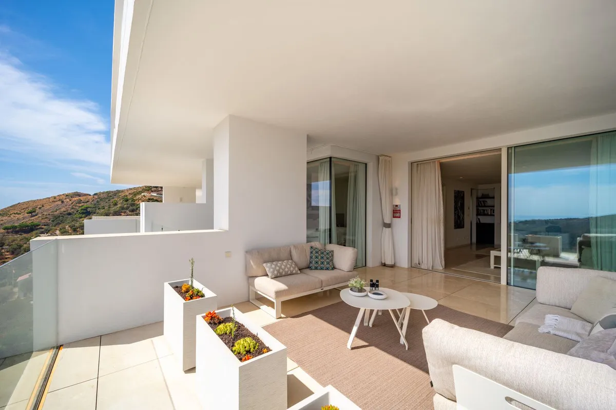 6164b841-5622-46ea-93bc-22e535717145