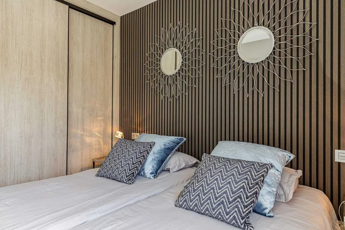 155f37ee-6dd1-45ae-aea4-6ba18ec96d77