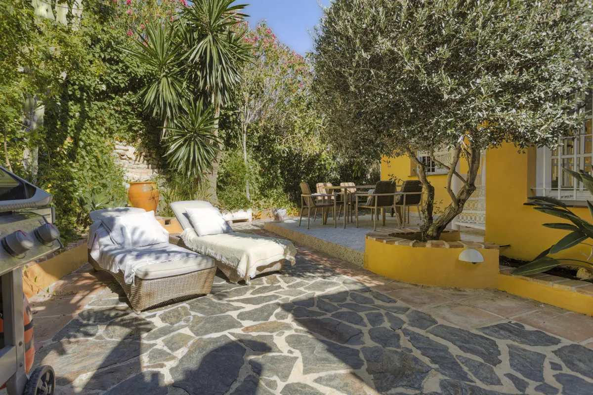 18c3b10b-e0f3-4d6b-ab91-a7350a06a826