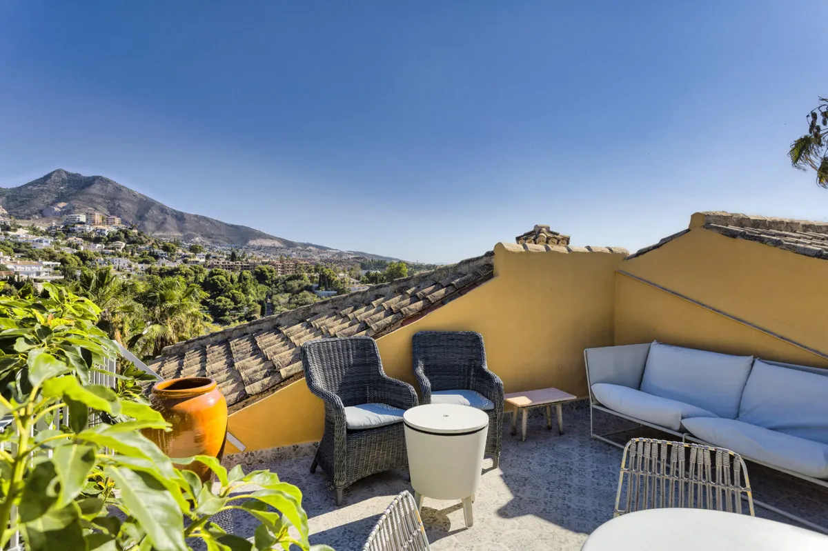 da866e50-2899-45a8-97c4-bc9417cb178c