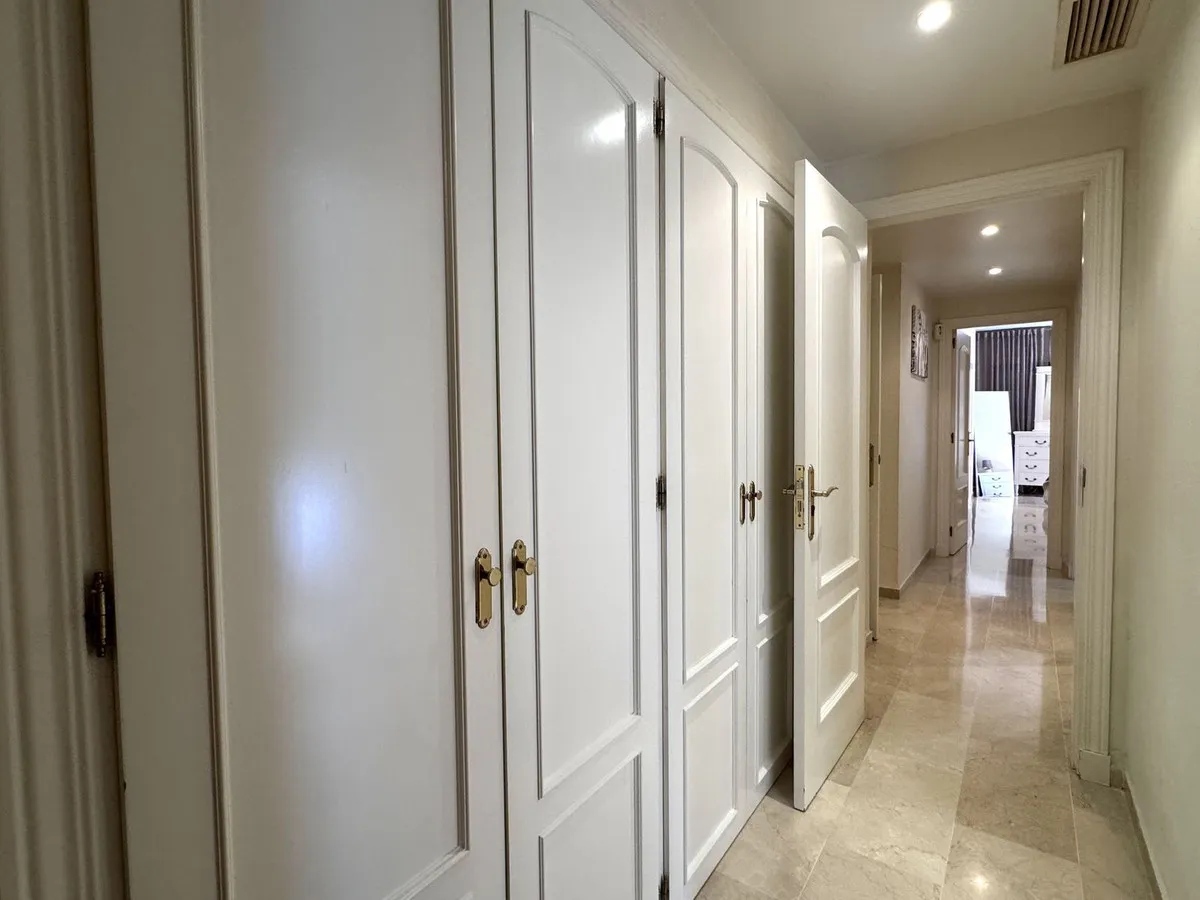 05f4294b-0ec5-42a8-8d54-bcd37a0cbcc7