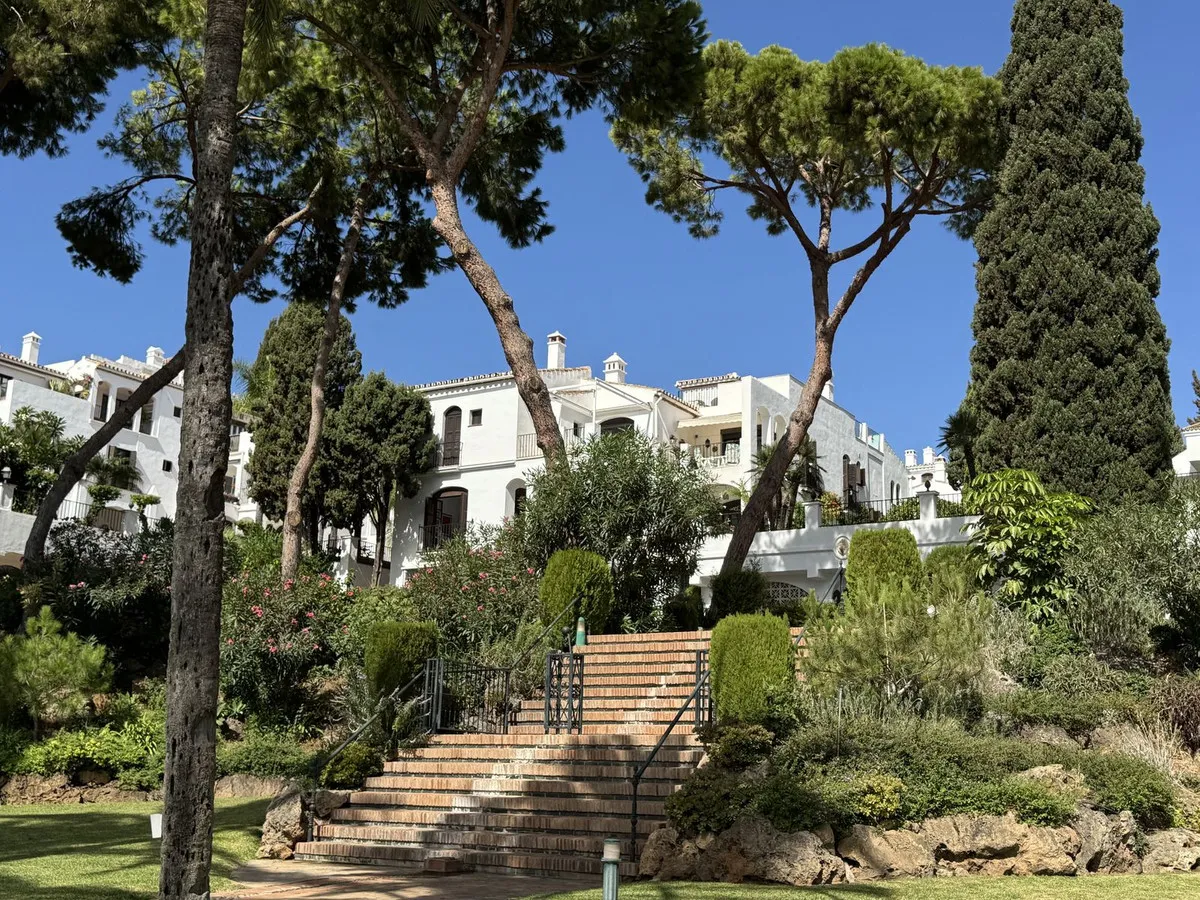 cd016872-b240-4485-9b4e-e1182c8e32ba