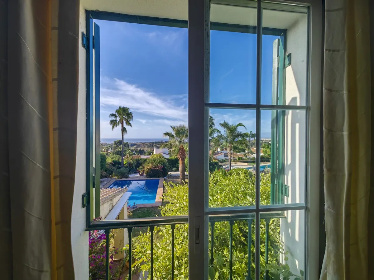 4bffb58c-b162-48de-83d8-0dbcc9ebb64f