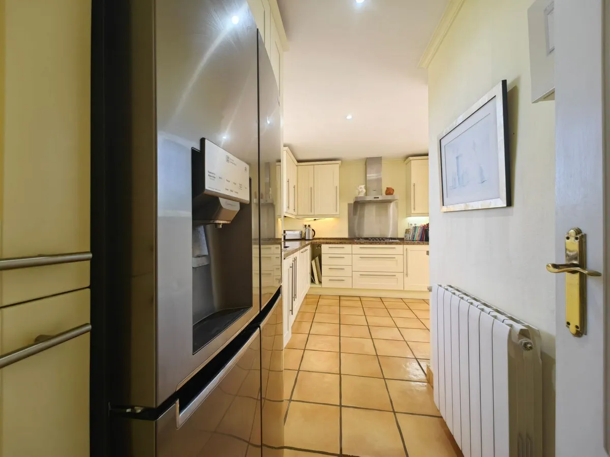 b0d835a4-1eb3-4aba-bf34-df82c39c7448