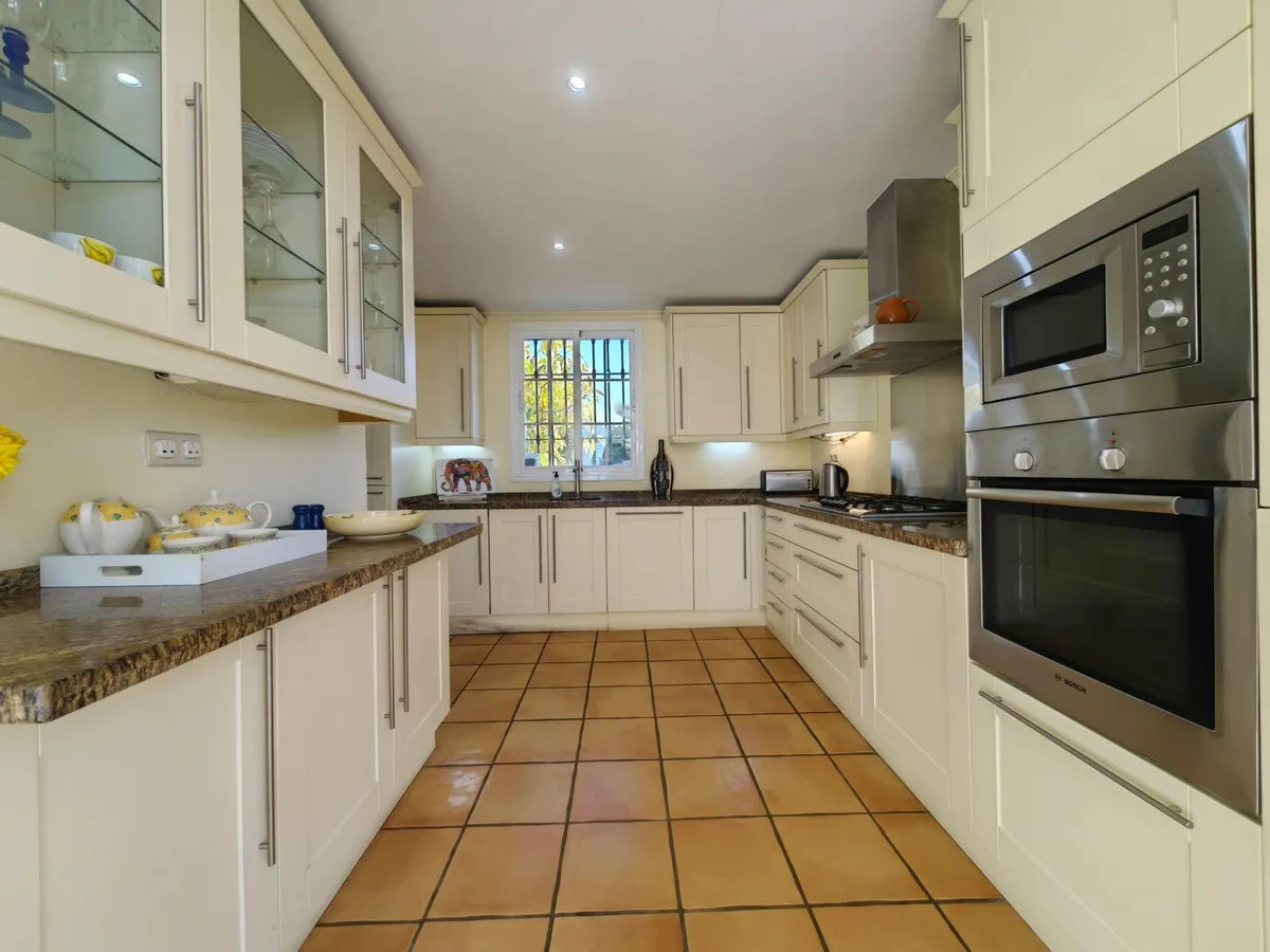 f1fd770f-82da-4495-a13d-791b94039609