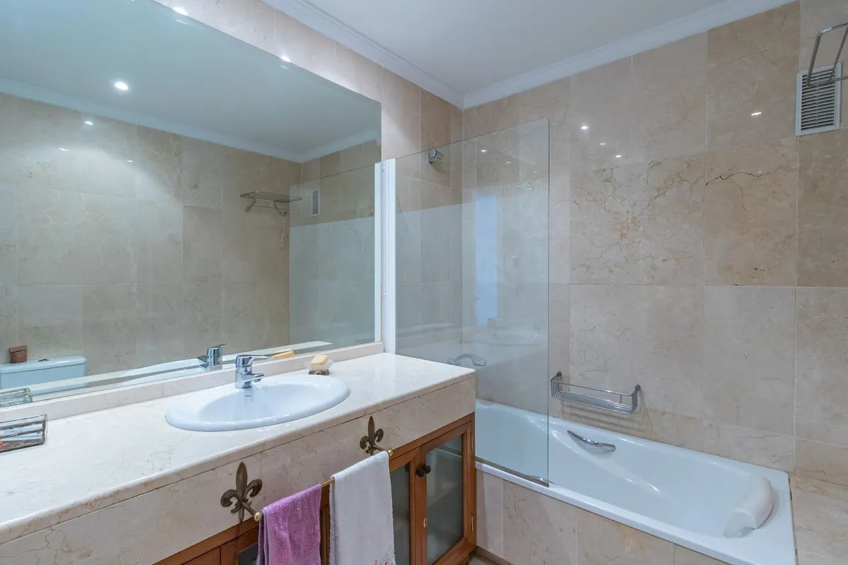 0342f79b-d96f-4f58-886b-535a0e1ba679