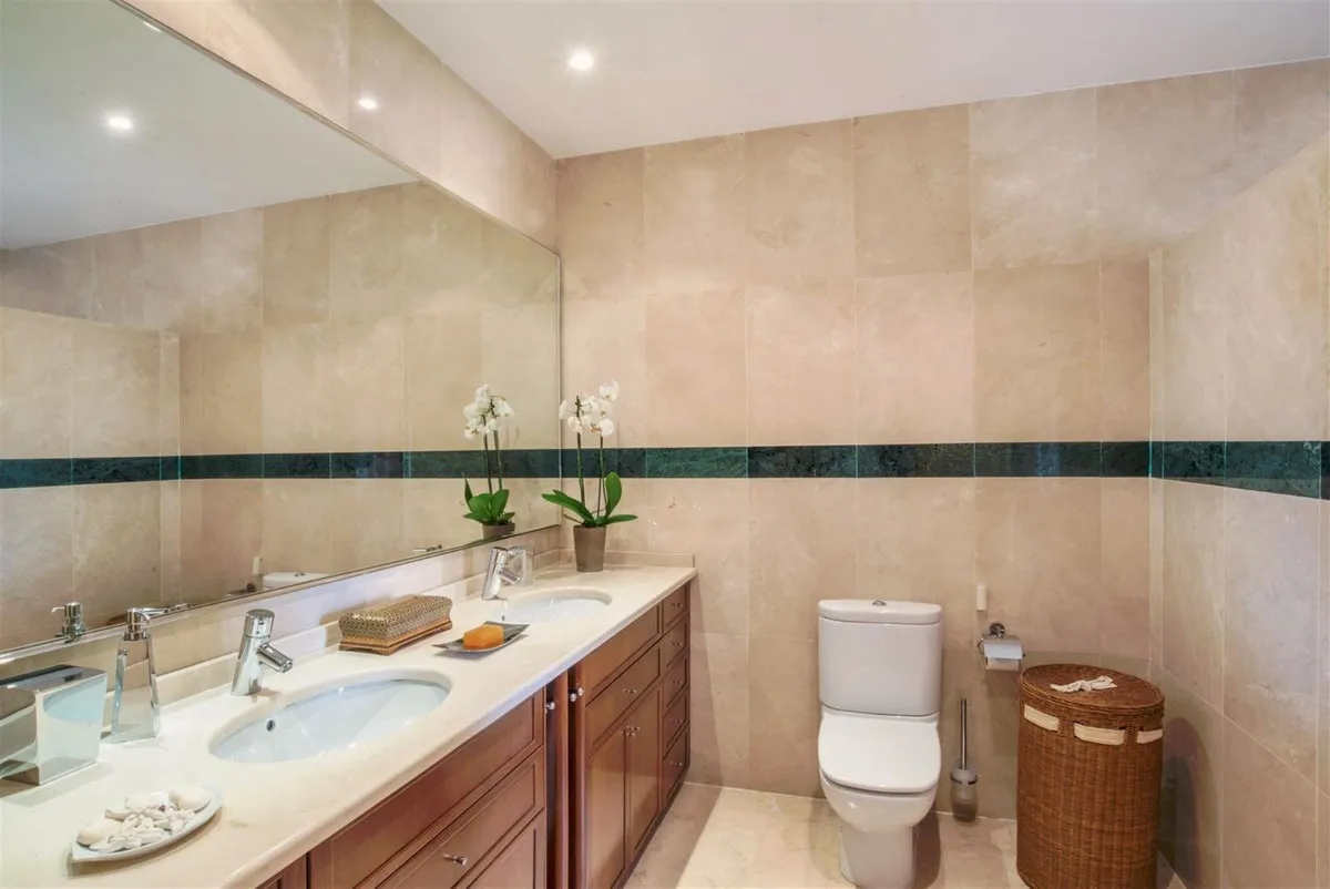 0c6cb89d-e8c6-4596-9dba-b48dc3308769