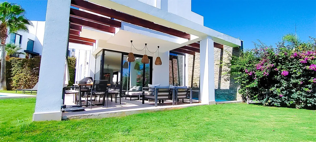 1135b6b5-1aef-4e00-8a4c-84476862dafe