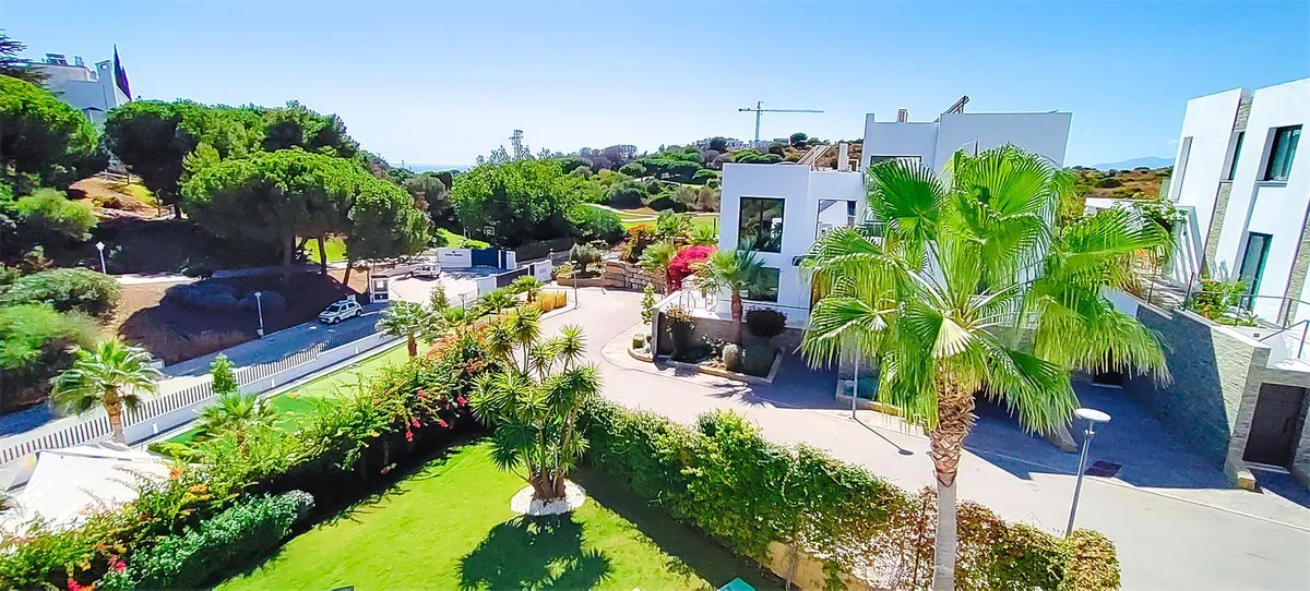 41e28630-7e9f-40c7-a843-a3ab72d5e7ad