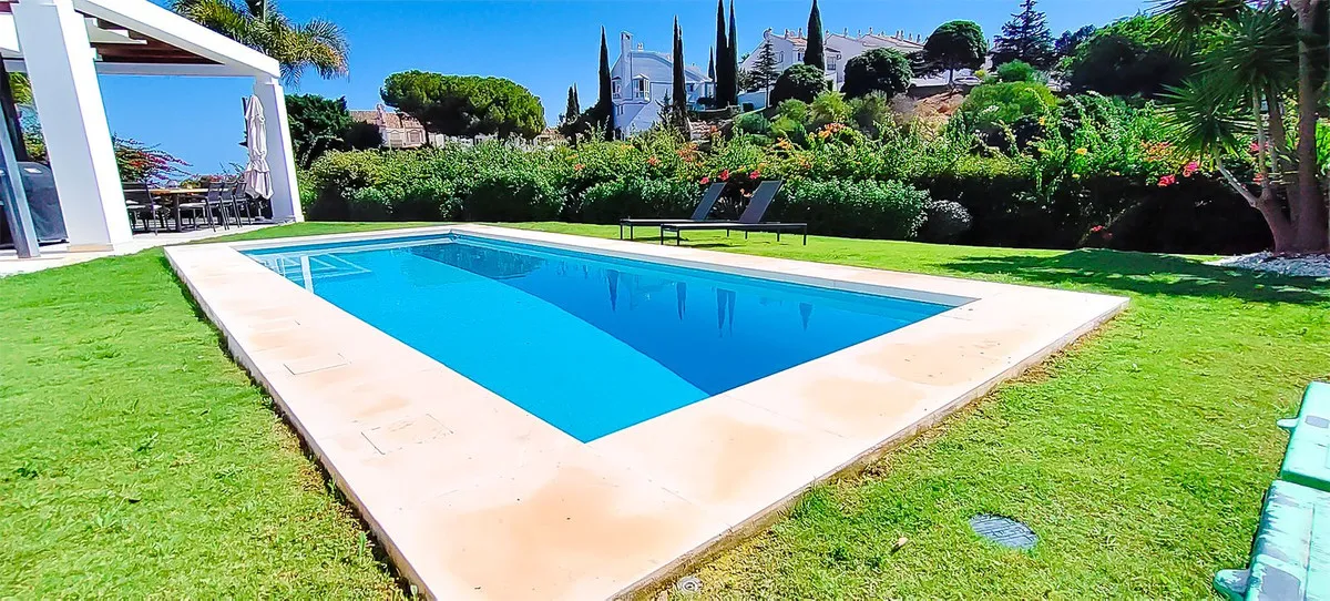 a8649aa3-ce7b-4351-b896-2e553611bc25