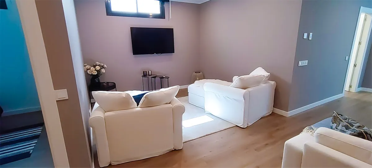 a9fbbc30-81cc-4e4d-a89d-908712a7d6a0