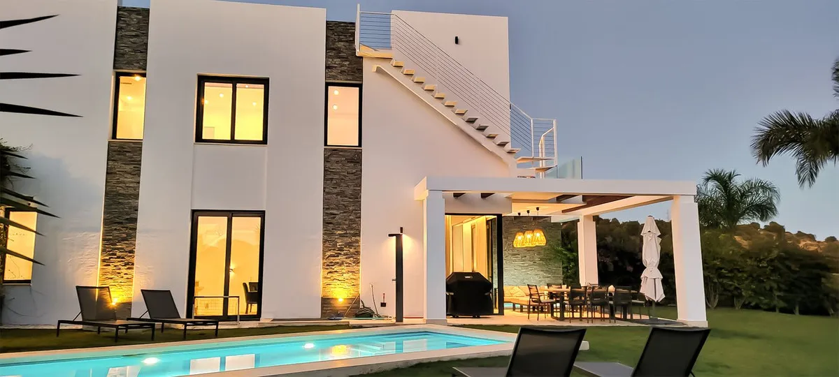 dbd87ba8-8770-4cf3-a0ae-a6480fa73e1d