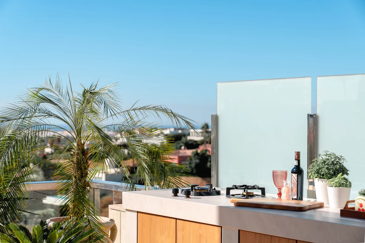 73cb109c-4343-42e3-96dd-b1127d28c4a0